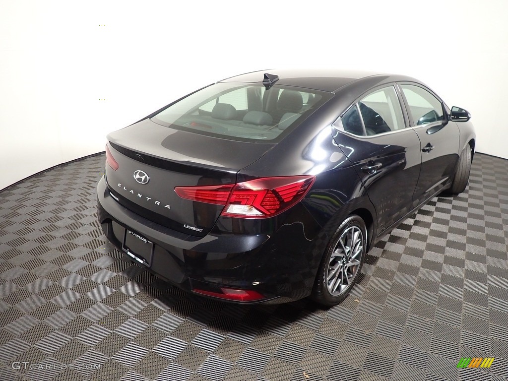 2020 Elantra Limited - Phantom Black / Black photo #15