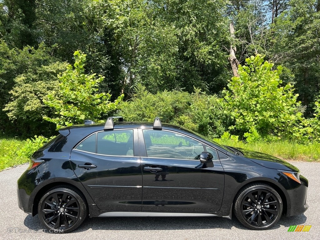 Midnight Black Metallic 2022 Toyota Corolla Hatchback SE Nightshade Edition Exterior Photo #146391956