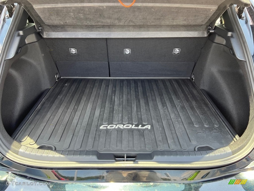 2022 Toyota Corolla Hatchback SE Nightshade Edition Trunk Photo #146392115