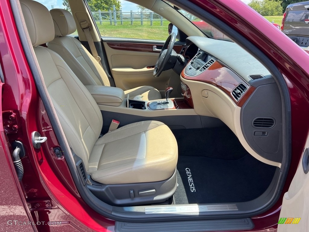 2013 Hyundai Genesis 3.8 Sedan Interior Color Photos