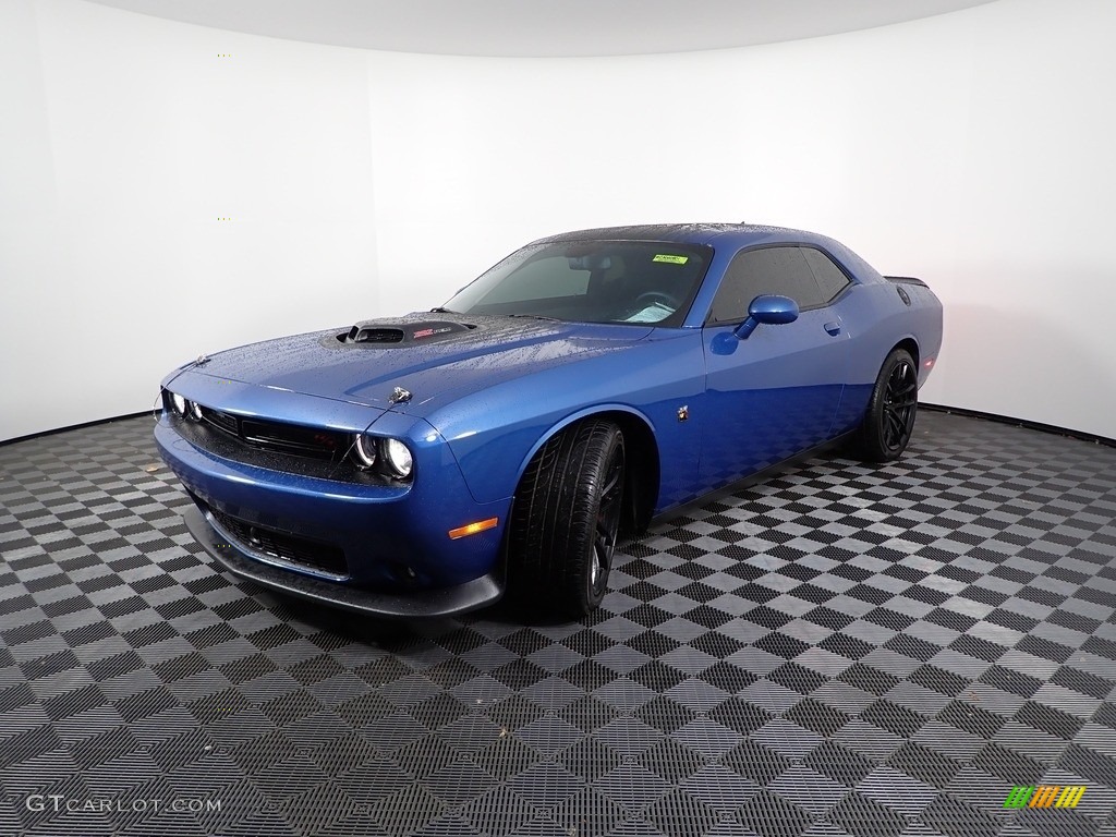 2022 Challenger R/T Scat Pack Shaker - Frostbite / Black photo #7