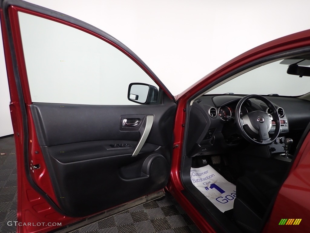 2010 Rogue S AWD - Venom Red / Black photo #9