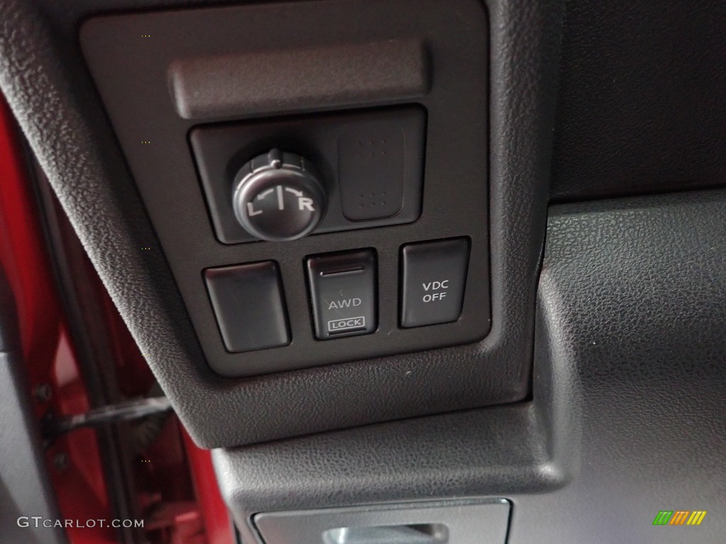 2010 Rogue S AWD - Venom Red / Black photo #12