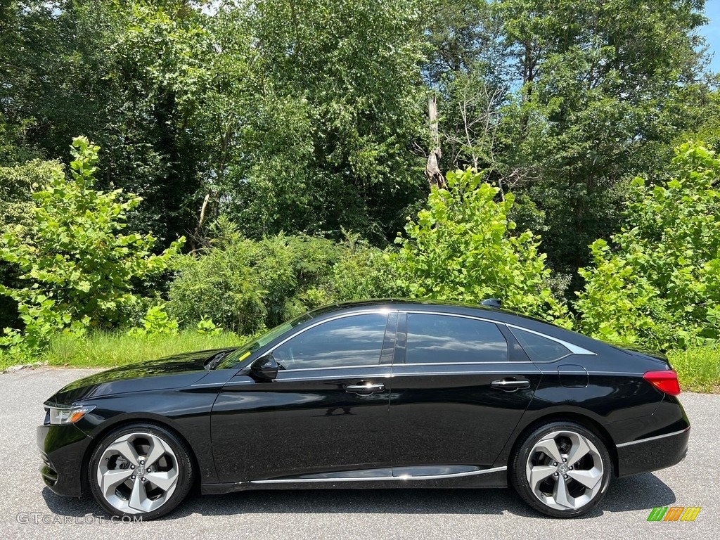 Crystal Black Pearl 2019 Honda Accord Touring Sedan Exterior Photo #146393939