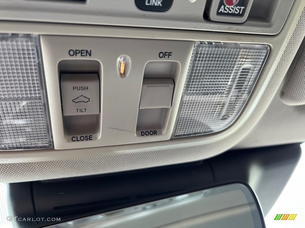 2019 Honda Accord Touring Sedan Controls Photos