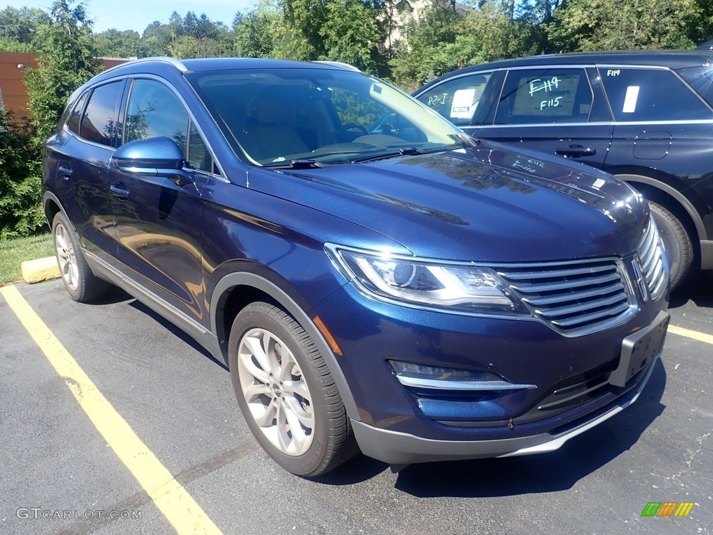 Midnight Sapphire 2017 Lincoln MKC Select AWD Exterior Photo #146396957