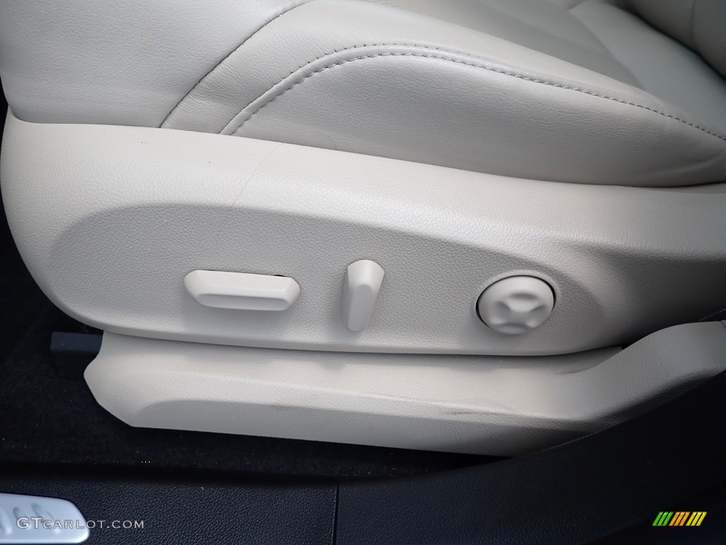 2020 Envision Essence AWD - Summit White / Light Neutral photo #21