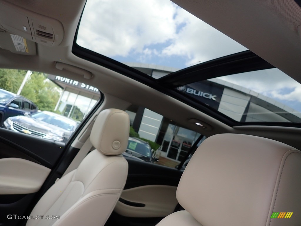 2020 Envision Essence AWD - Summit White / Light Neutral photo #22