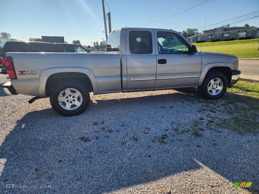 2005 Silverado 1500 Z71 Extended Cab 4x4 - Silver Birch Metallic / Dark Charcoal photo #8