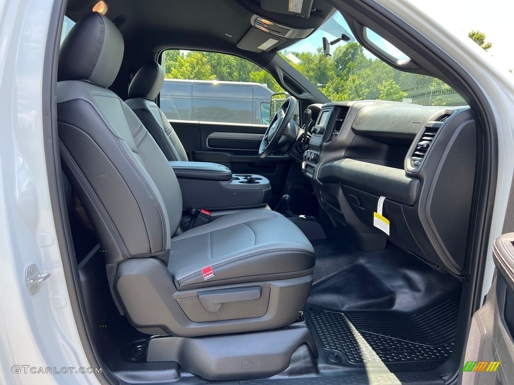 2023 Ram 4500 Tradesman Regular Cab 4x4 Chassis Front Seat Photos