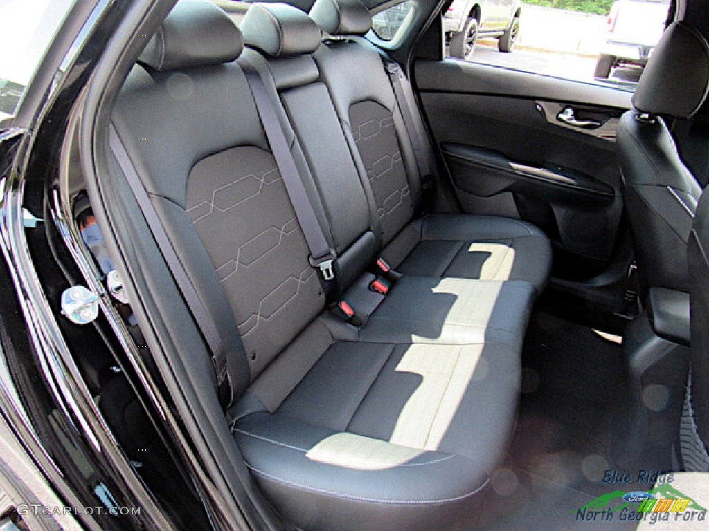 2021 Forte GT-Line - Aurora Black / Black photo #13