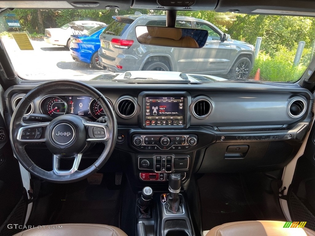 2021 Jeep Wrangler Unlimited Rubicon 4x4 Dark Saddle/Black Dashboard Photo #146403968