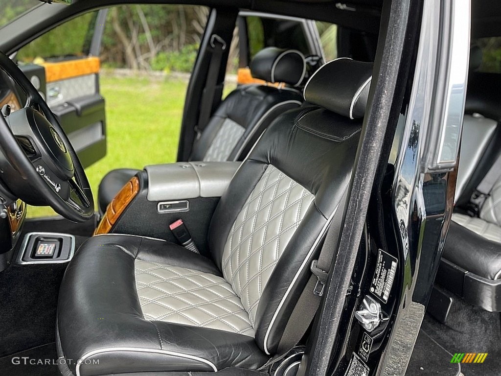 2004 Rolls-Royce Phantom Standard Phantom Model Front Seat Photos