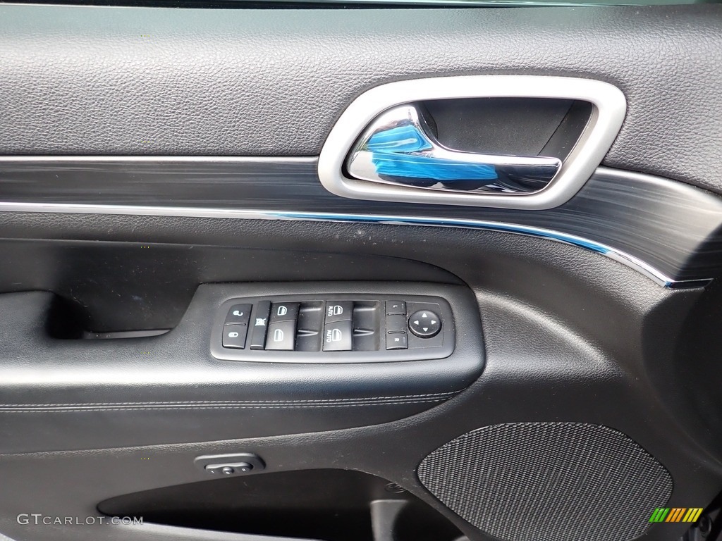 2020 Jeep Grand Cherokee Limited 4x4 Door Panel Photos