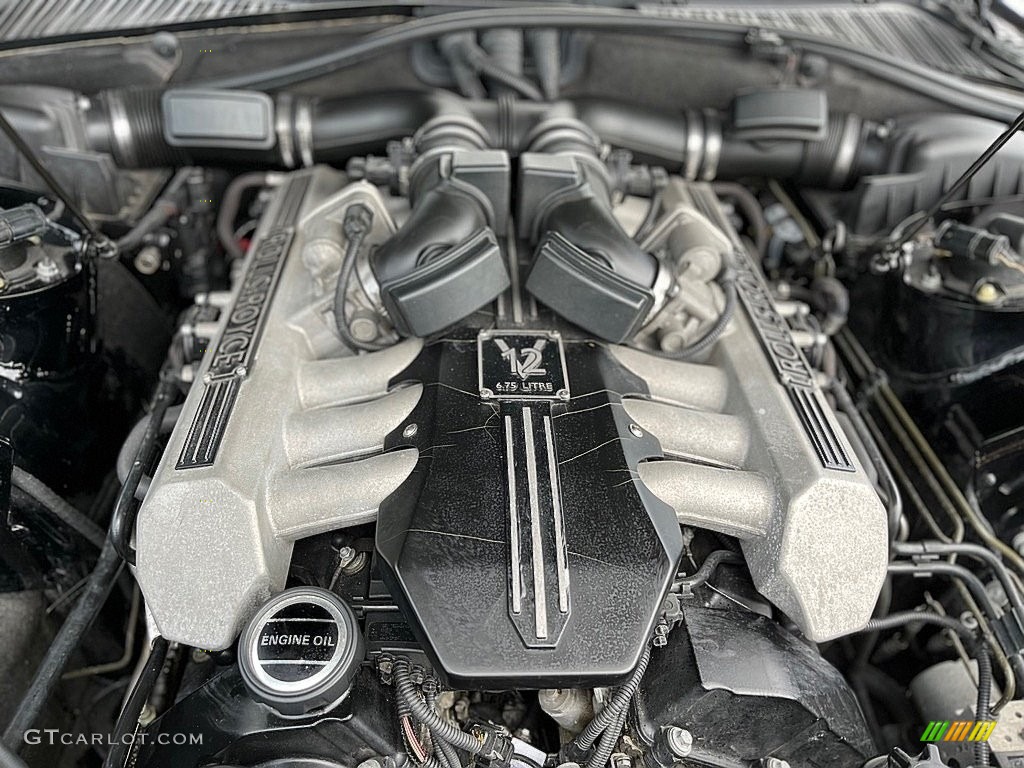 2004 Rolls-Royce Phantom Standard Phantom Model Engine Photos