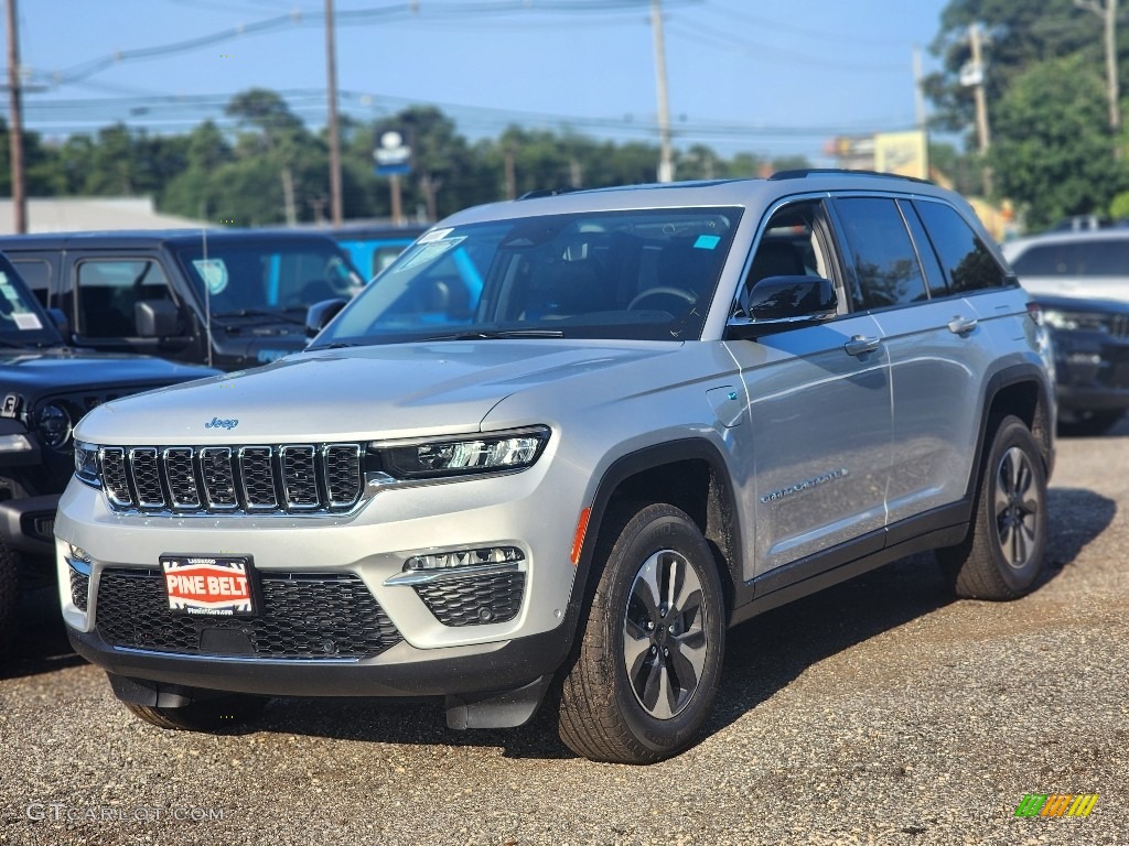 2023 Grand Cherokee 4XE - Silver Zynith / Global Black photo #1