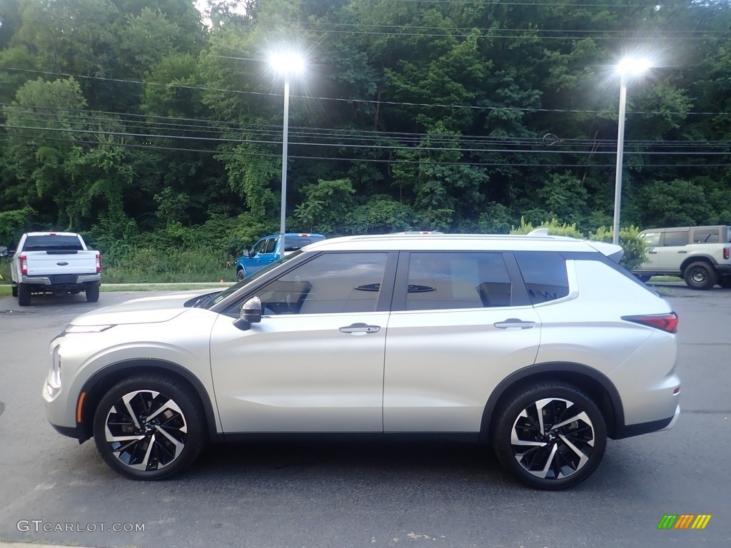 Alloy Silver 2022 Mitsubishi Outlander SE S-AWC Exterior Photo #146405742