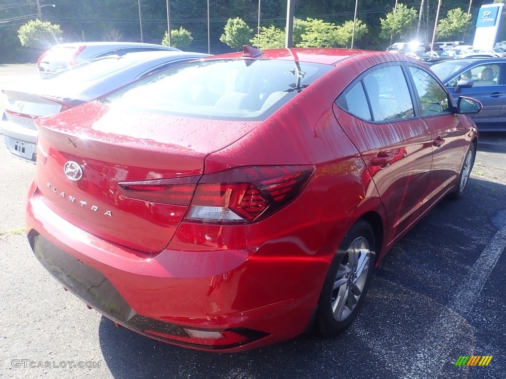 2019 Elantra SEL - Scarlet Red / Gray photo #4