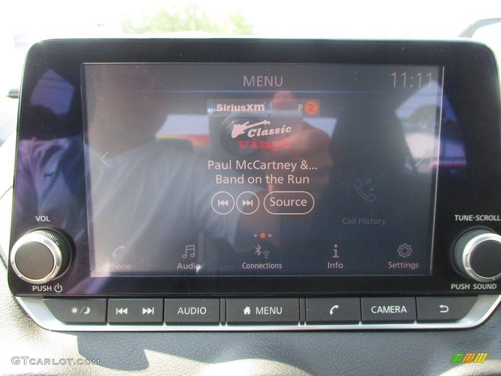 2020 Sentra SV - Fresh Powder / Charcoal photo #13