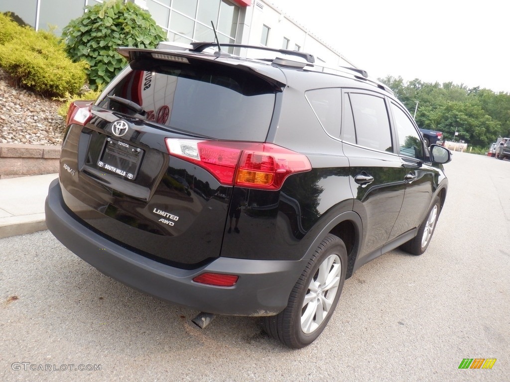 2015 RAV4 Limited AWD - Black / Black photo #17