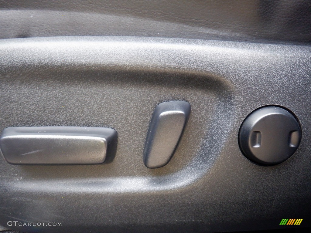 2015 RAV4 Limited AWD - Black / Black photo #22