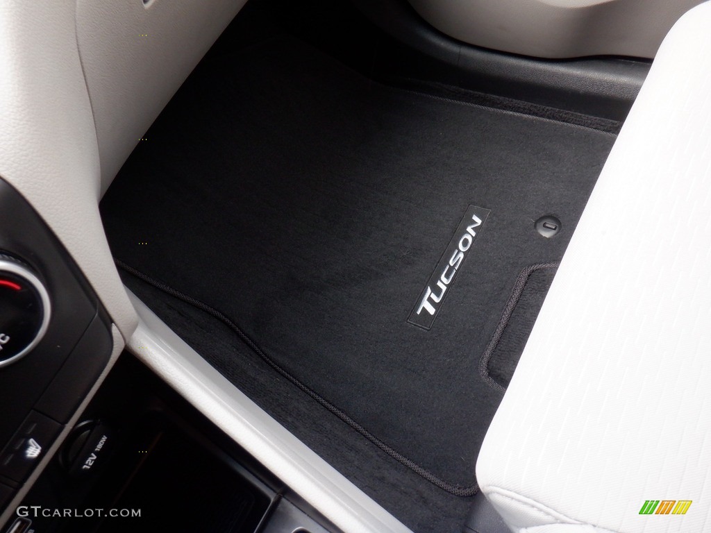 2019 Tucson Value AWD - Molten Silver / Gray photo #16