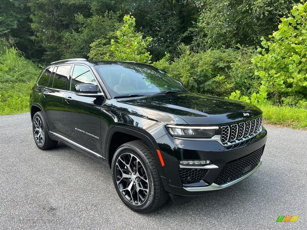 Diamond Black Crystal Pearl 2023 Jeep Grand Cherokee Summit Reserve 4WD Exterior Photo #146407413