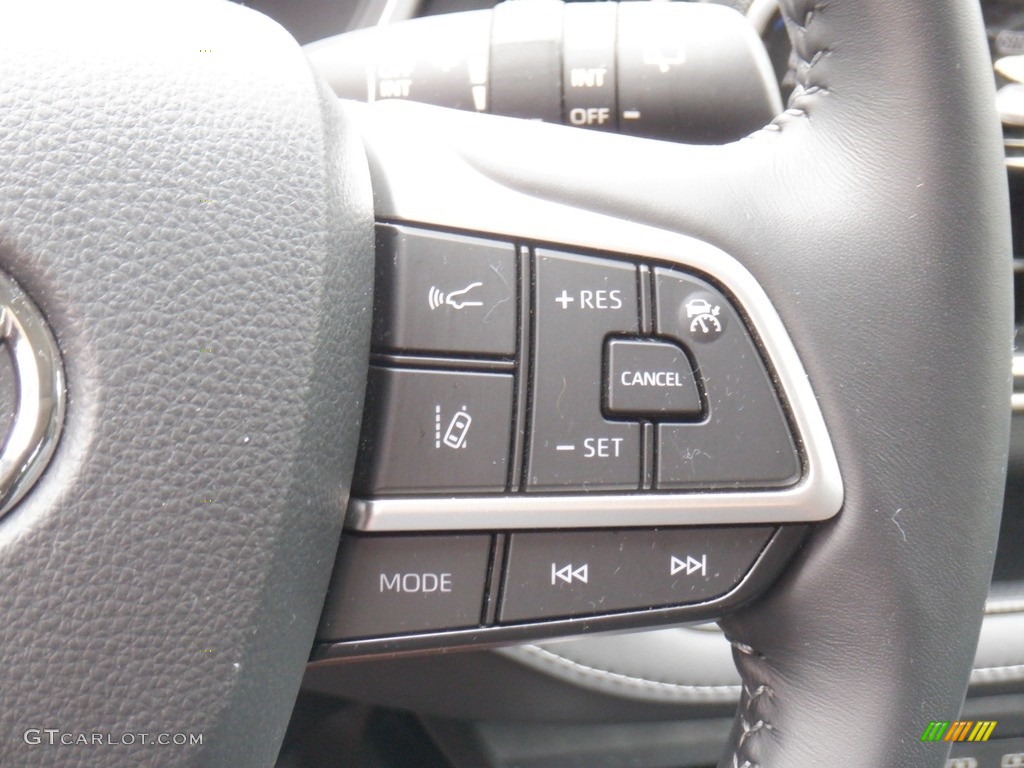 2022 Toyota Highlander XLE AWD Steering Wheel Photos