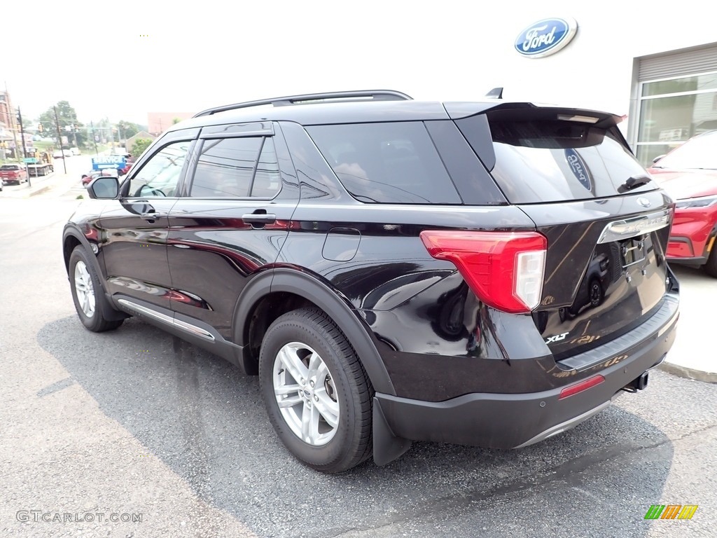 2020 Explorer XLT 4WD - Agate Black Metallic / Ebony photo #3