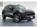 Black - Macan  Photo No. 33