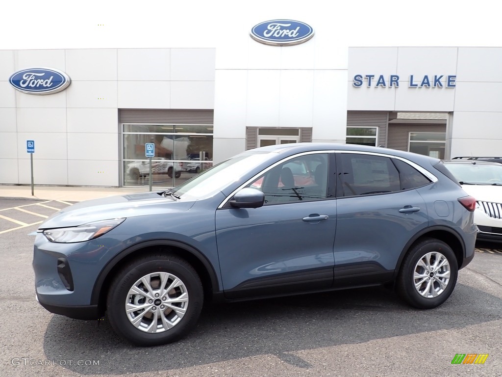 2023 Vapor Blue Metallic Ford Escape Active AWD 146410299 Photo 3