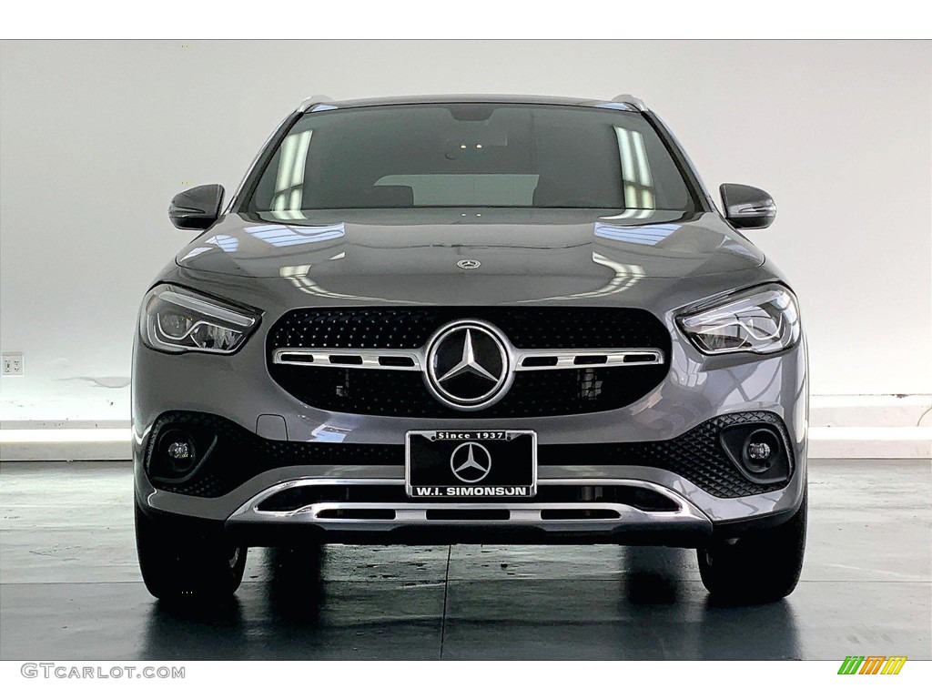 2021 GLA 250 - Mountain Grey Metallic / Black photo #2