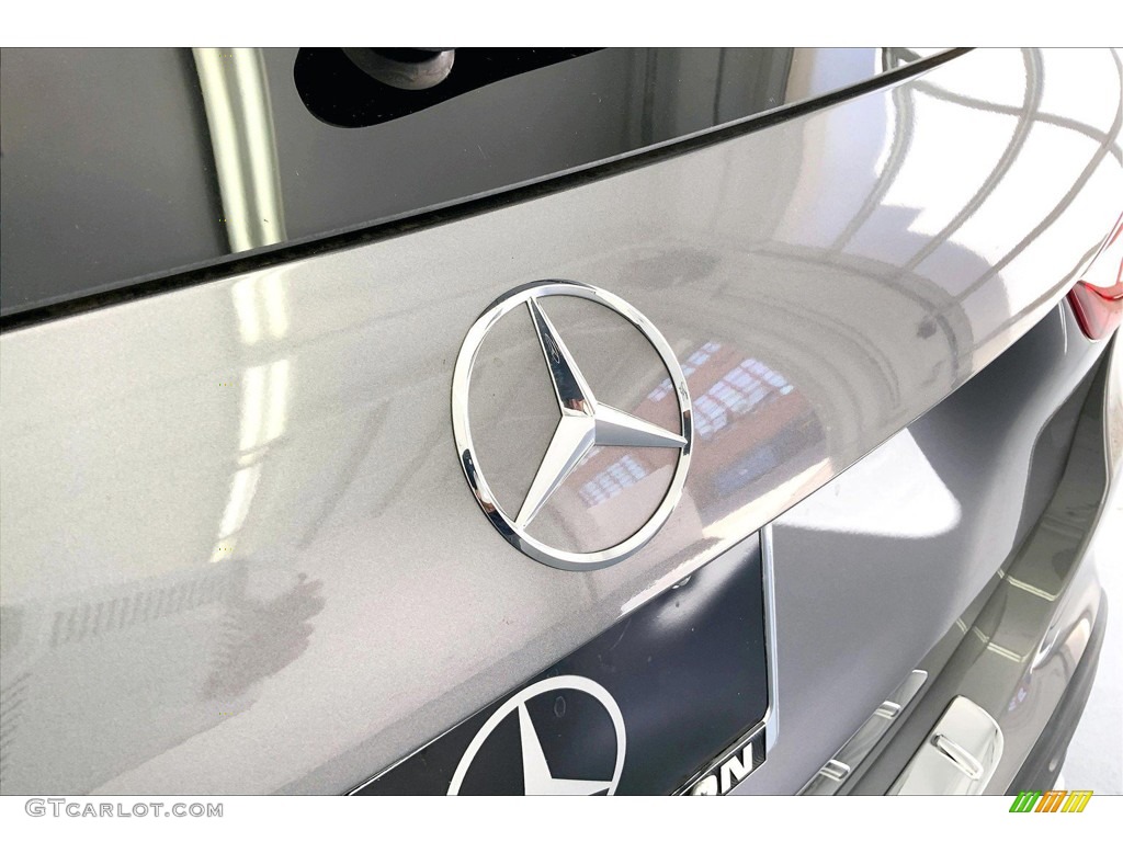 2021 GLA 250 - Mountain Grey Metallic / Black photo #7