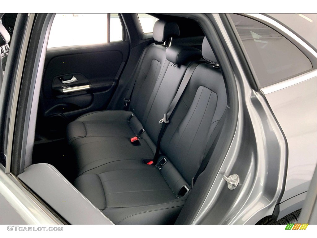2021 GLA 250 - Mountain Grey Metallic / Black photo #20