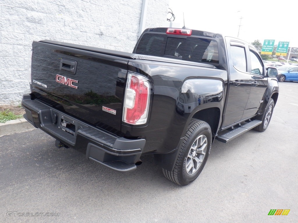 2015 Canyon SLE Crew Cab 4x4 - Onyx Black / Jet Black photo #13