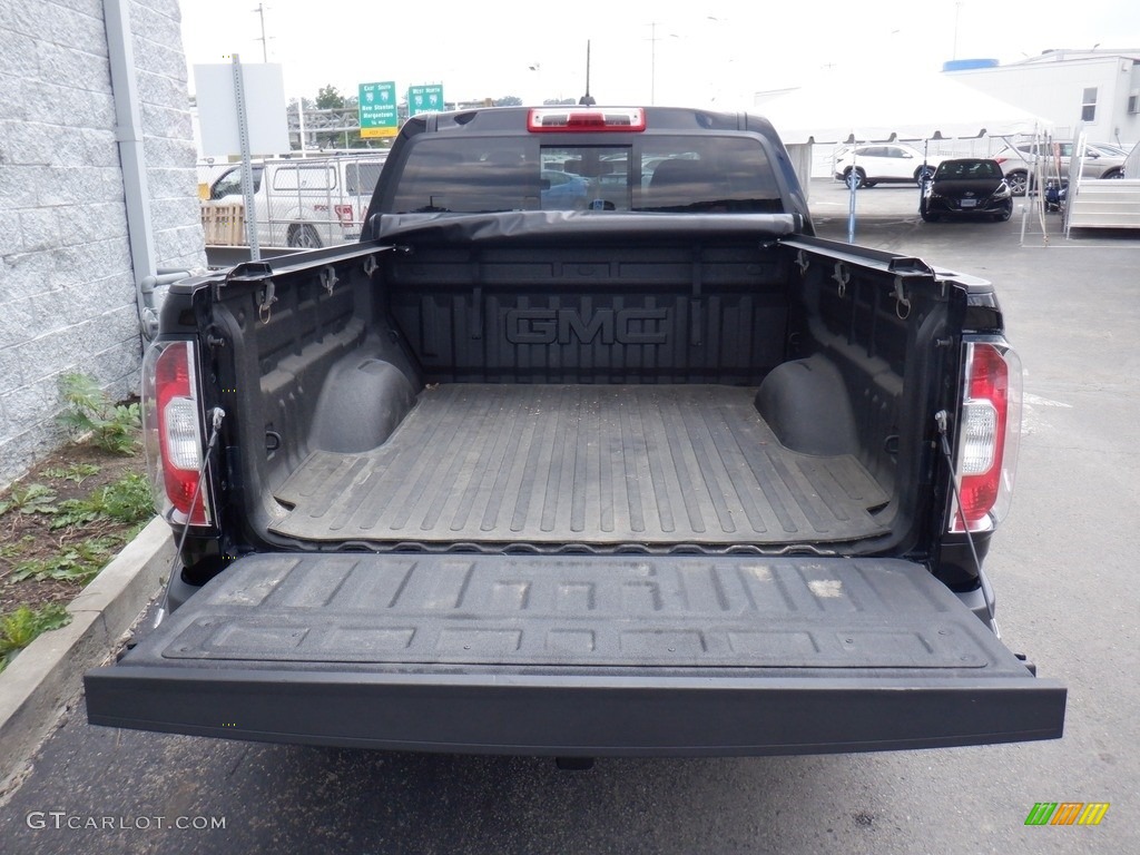 2015 Canyon SLE Crew Cab 4x4 - Onyx Black / Jet Black photo #16