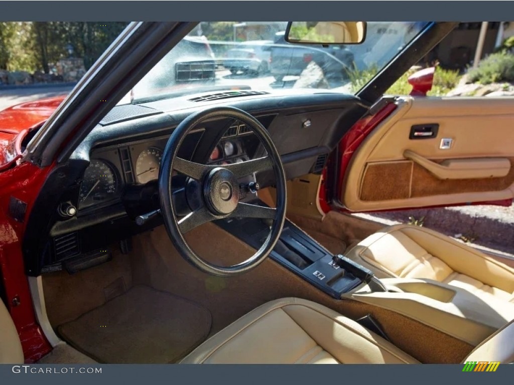 1978 Corvette Anniversary Edition Coupe - Red / Light Beige photo #4