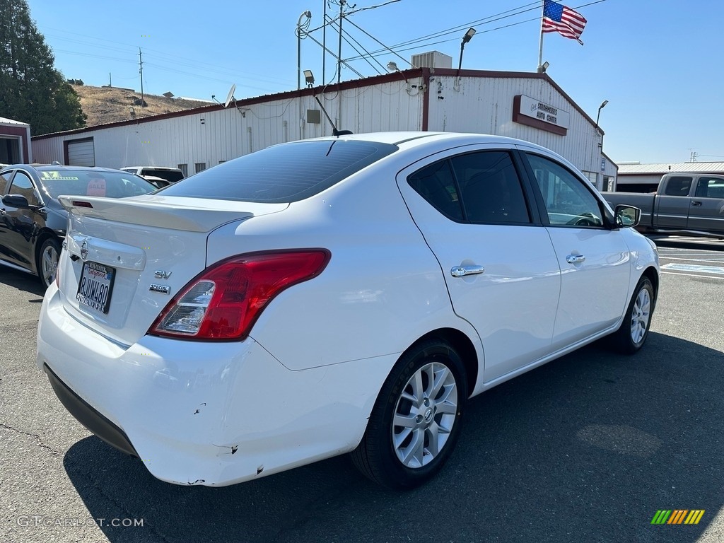 2019 Versa SV - Fresh Powder White / Charcoal photo #6