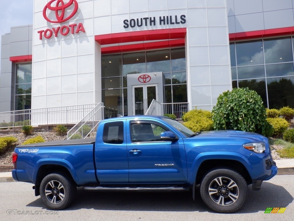 2018 Tacoma TRD Sport Access Cab 4x4 - Blazing Blue Pearl / Cement Gray photo #2