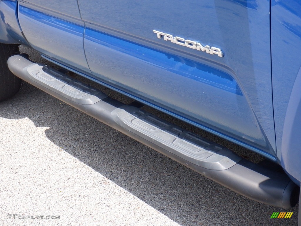 2018 Tacoma TRD Sport Access Cab 4x4 - Blazing Blue Pearl / Cement Gray photo #11