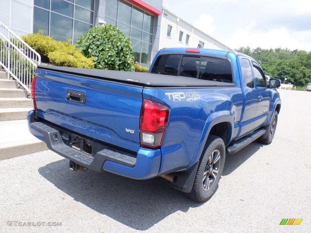 2018 Tacoma TRD Sport Access Cab 4x4 - Blazing Blue Pearl / Cement Gray photo #20