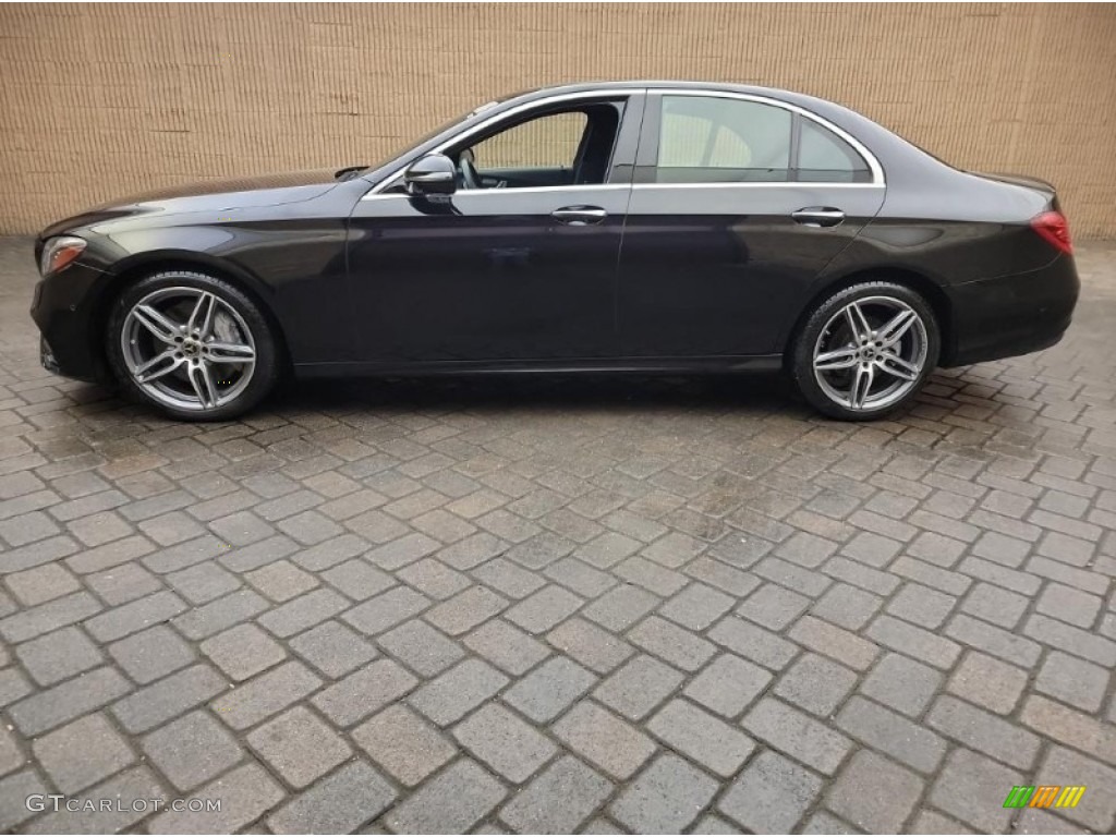 2019 E 300 Sedan - Black / Black photo #4