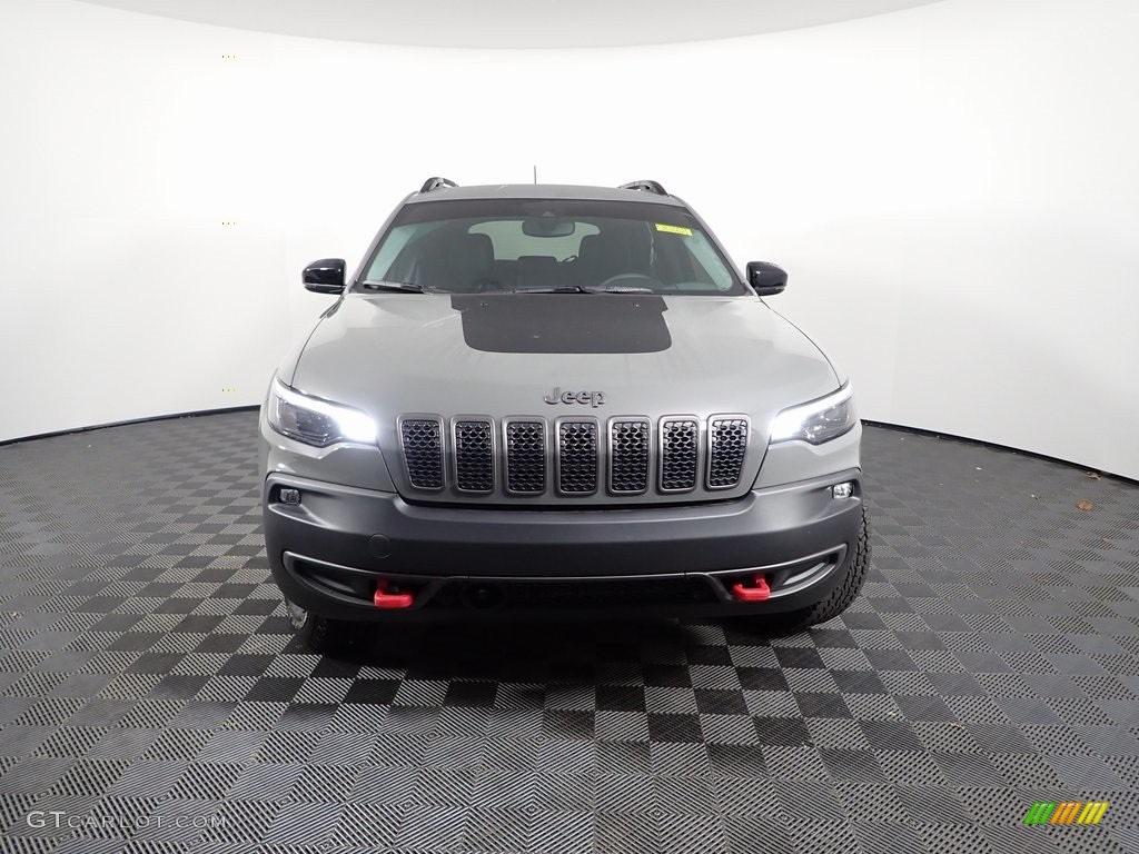 2022 Cherokee Trailhawk 4x4 - Sting-Gray / Black photo #4