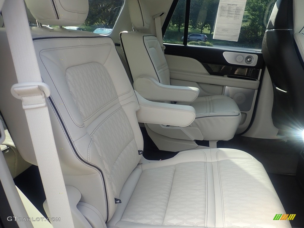 Black Label Alpine Interior 2021 Lincoln Navigator Black Label 4x4 Photo #146419516