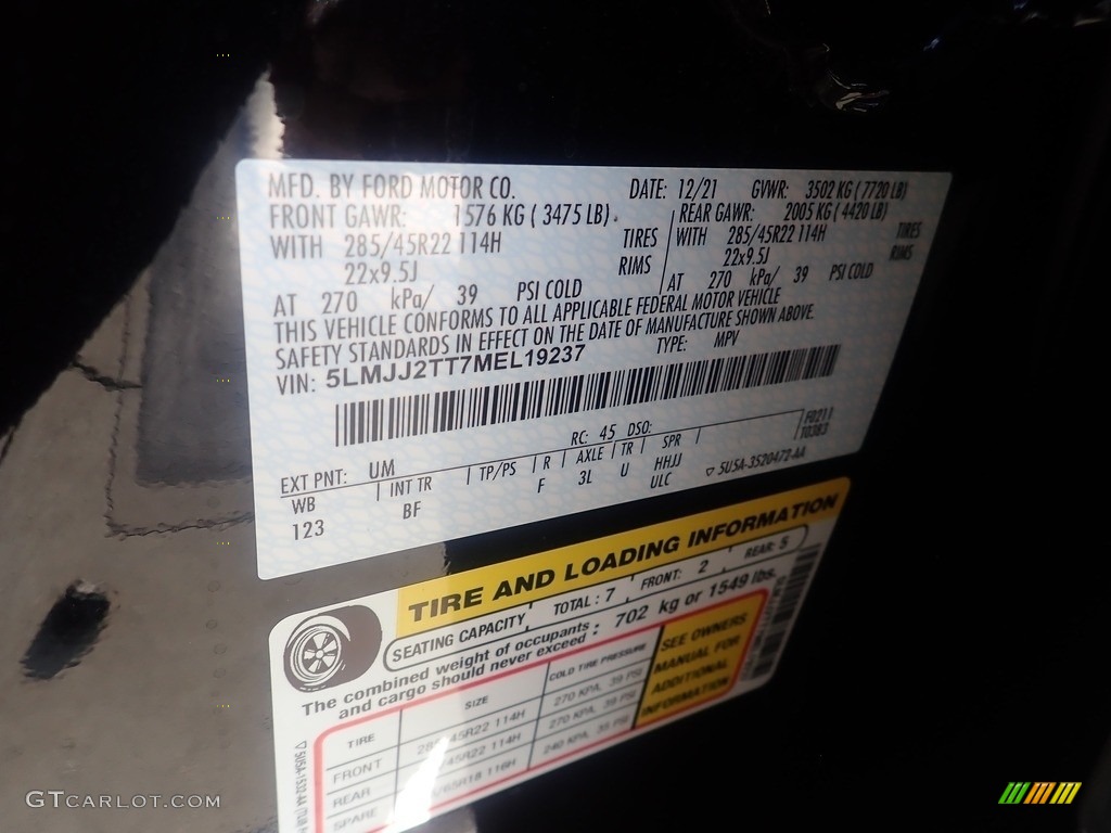 2021 Navigator Black Label 4x4 - Infinite Black / Black Label Alpine photo #23