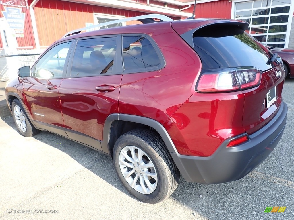 2020 Cherokee Latitude - Velvet Red Pearl / Black photo #2