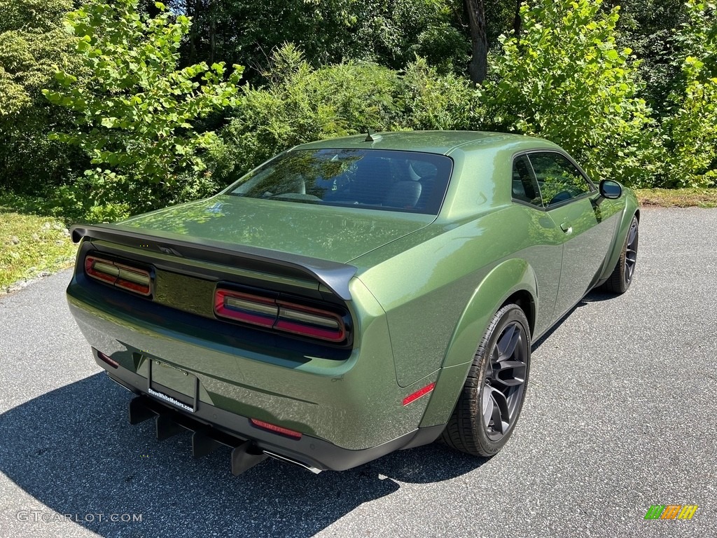 2019 Challenger R/T Scat Pack Widebody - F8 Green / Black photo #6