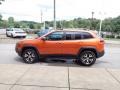 Mango Tango Pearl - Cherokee Trailhawk 4x4 Photo No. 5