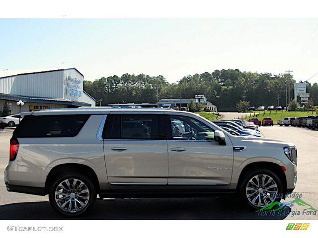 2022 Yukon XL Denali 4WD - Pearl Beige Metallic / Very Dark Ash Gray/Dark Walnut photo #6