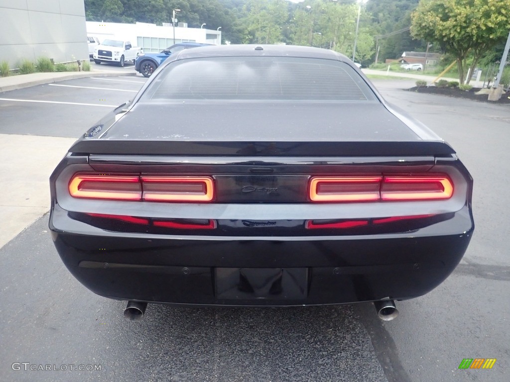 2014 Challenger R/T - Black / Dark Slate Gray/Radar Red photo #3